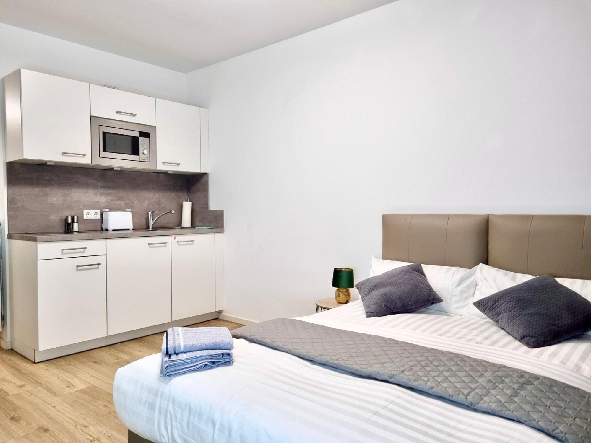 Modernes Apartment Nahe Des Stadtzentrums ハノーファー エクステリア 写真